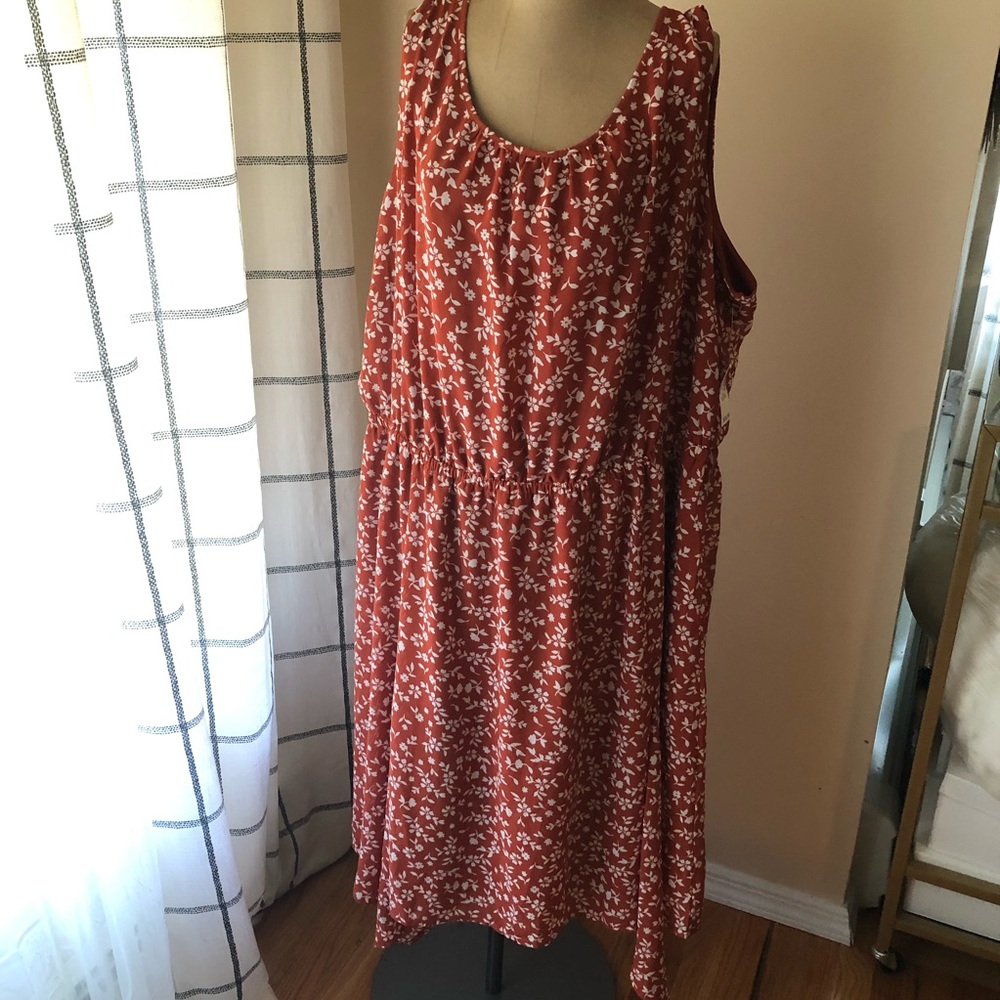 FLORAL DRESS
